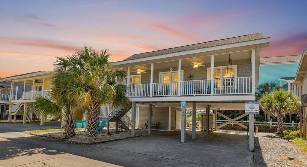 125 Easy St., Garden City Beach, SC 29576