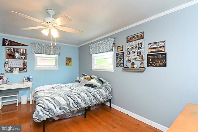 712 IVYLAND RD, Warminster, PA 18974