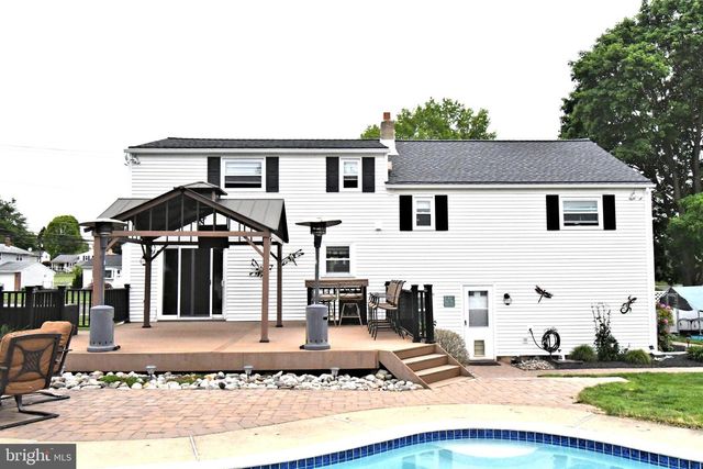 712 IVYLAND RD, Warminster, PA 18974