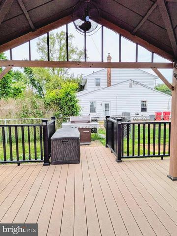 712 IVYLAND RD, Warminster, PA 18974