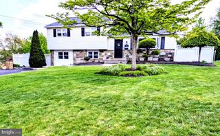 712 IVYLAND RD, Warminster, PA 18974