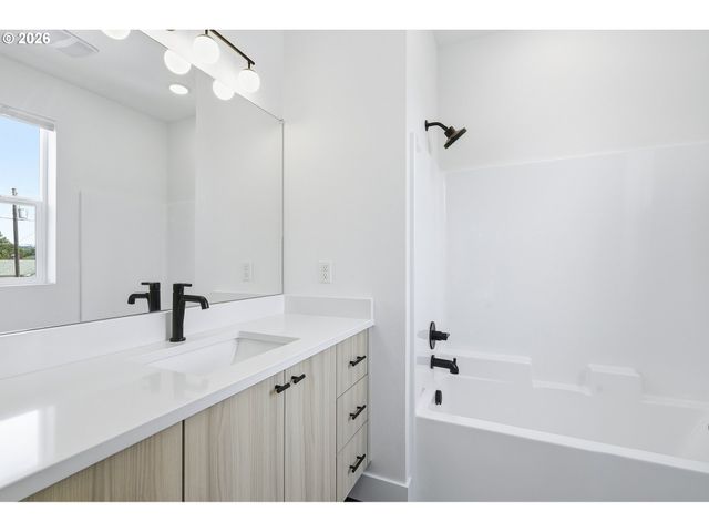 3122 N Hunt St, Portland, OR 97217