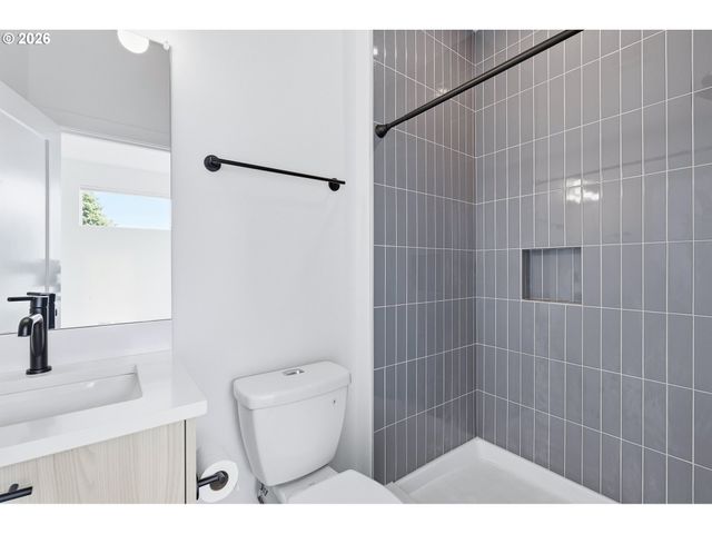 3122 N Hunt St, Portland, OR 97217