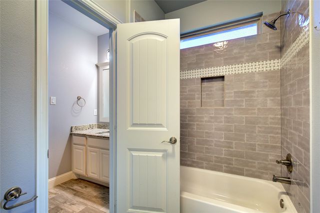 12198 Briargove Lane, Talty, TX 75126