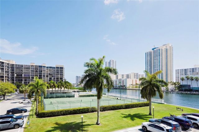 400 Leslie Drive 319, Hallandale Beach, FL 33009