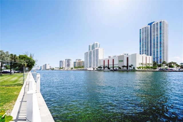 400 Leslie Drive 319, Hallandale Beach, FL 33009