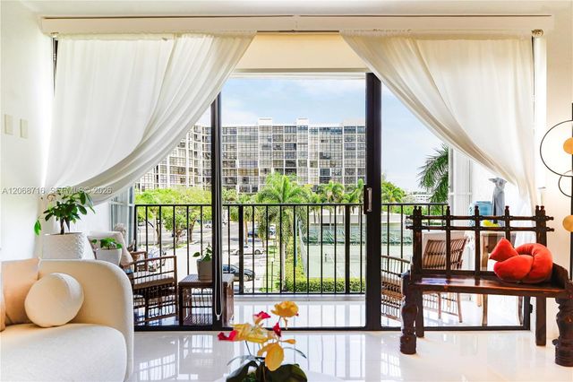 400 Leslie Drive 319, Hallandale Beach, FL 33009