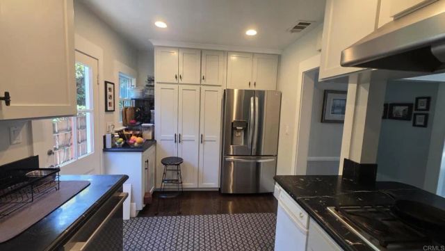 240 H Avenue, Coronado, CA 92118