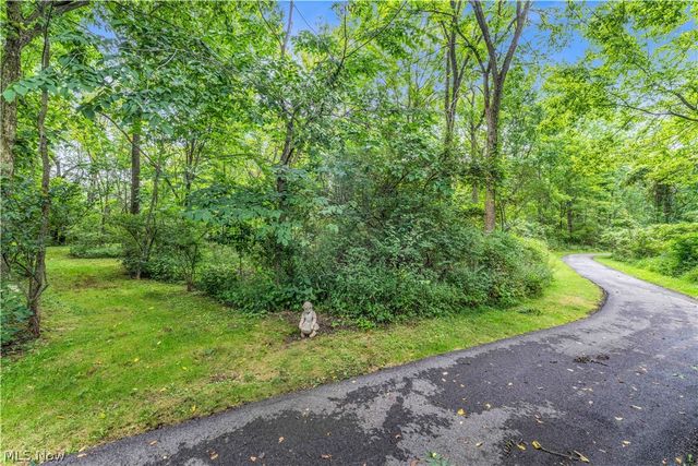 2940 Robert Gary Court, Medina, OH 44256