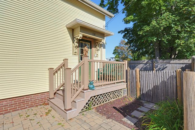 136 East Street, North Attleboro, MA 02760