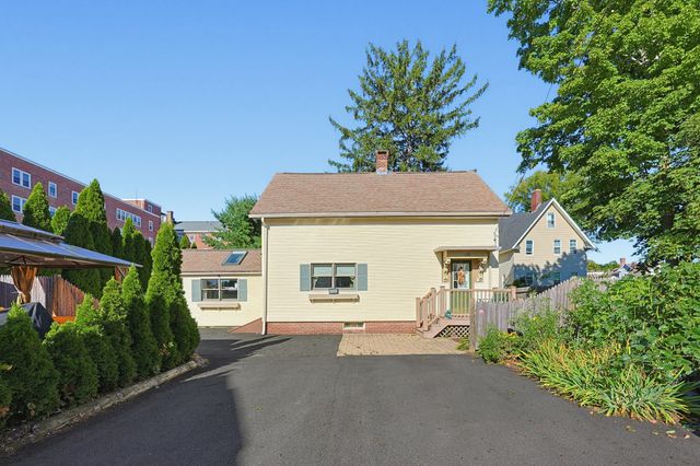 136 East Street, North Attleboro, MA 02760