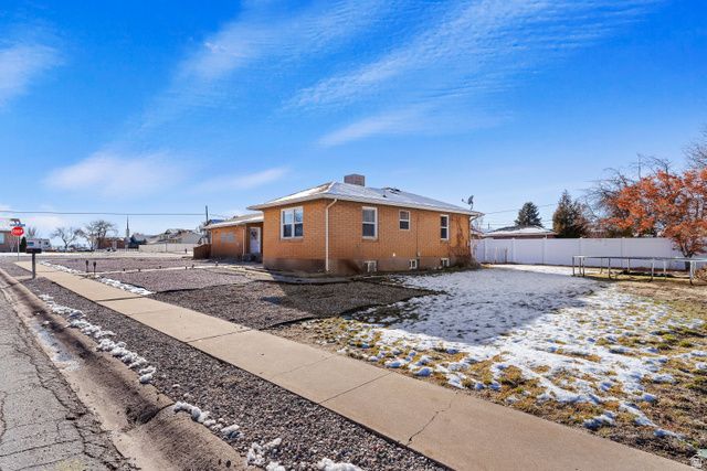 5185 S 2100 W, Roy, UT 84067