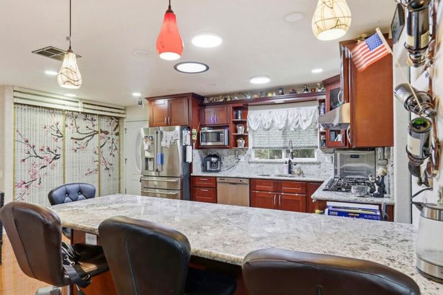 2770 Whispering Hills Circle 2770, San Jose, CA 95148
