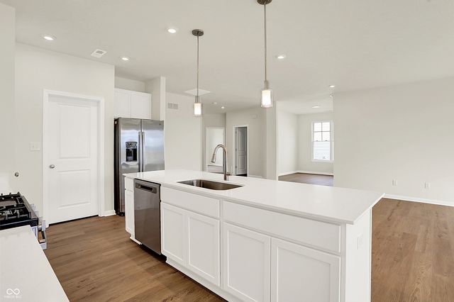 1615 Clover Crossing Drive, Greenfield, IN 46140