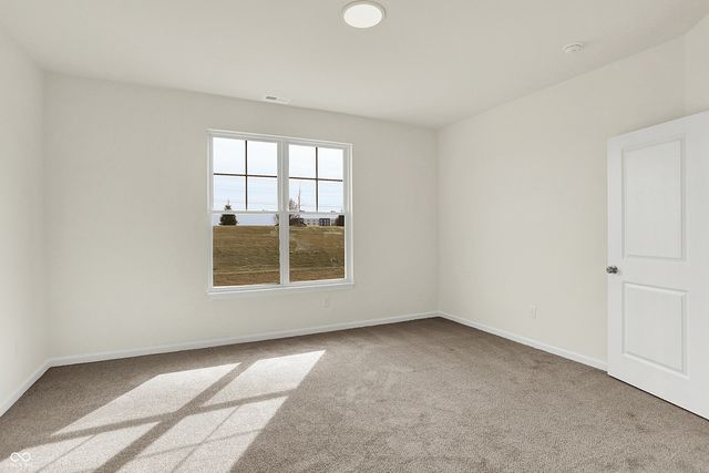 1615 Clover Crossing Drive, Greenfield, IN 46140