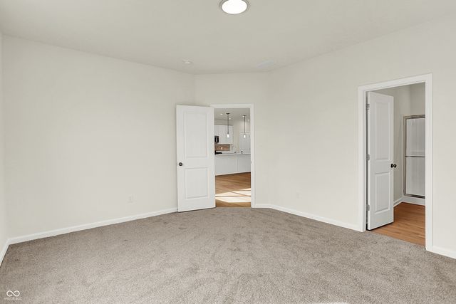 1615 Clover Crossing Drive, Greenfield, IN 46140