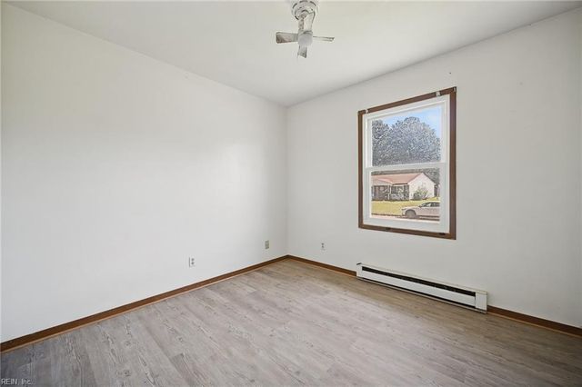 3228 Bangor DR, Chesapeake, VA 23321