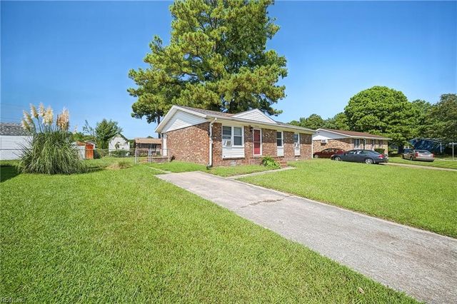 3228 Bangor DR, Chesapeake, VA 23321