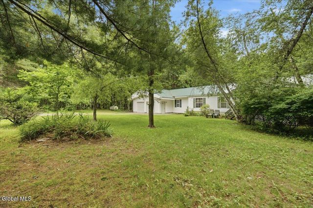 480 Honeywell Corners Road, Broadalbin, NY 12025