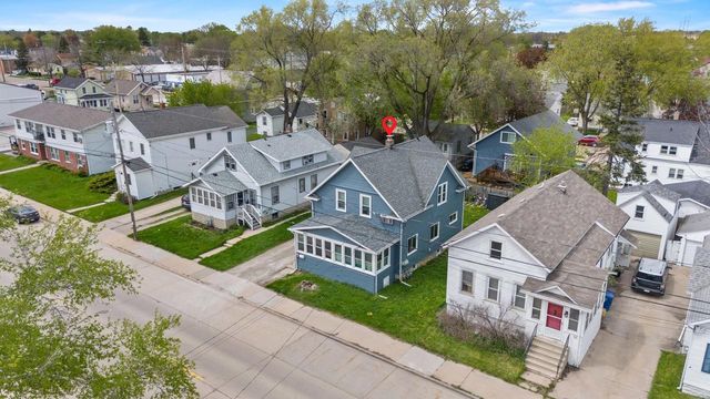 438 W 9TH AVENUE, Oshkosh, WI 54901