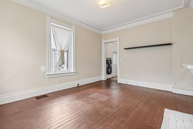 2355 W McMicken Avenue, Cincinnati, OH 45214