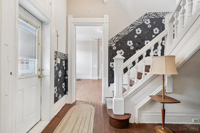 2355 W McMicken Avenue, Cincinnati, OH 45214