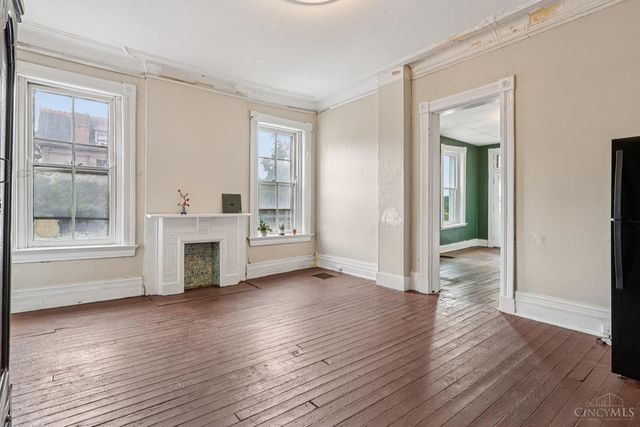 2355 W McMicken Avenue, Cincinnati, OH 45214