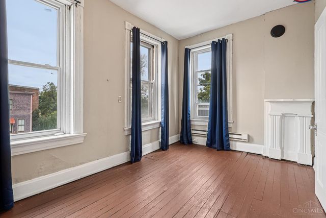 2355 W McMicken Avenue, Cincinnati, OH 45214