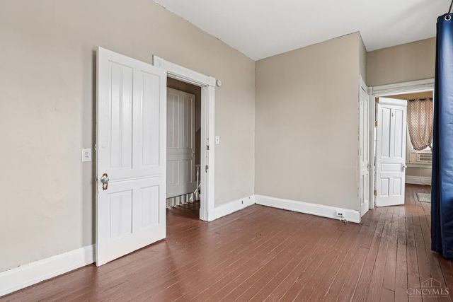 2355 W McMicken Avenue, Cincinnati, OH 45214