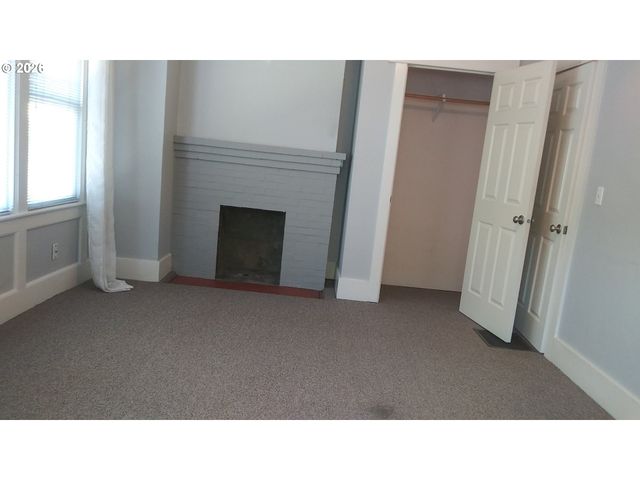 1926 Ne 11TH Ave, Portland, OR 97212