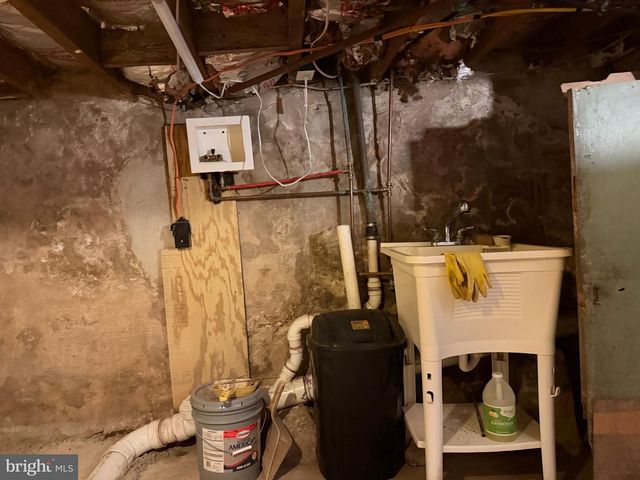 289-91 E COLLOM ST, Philadelphia, PA 19144