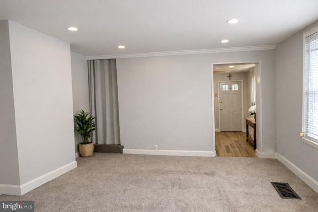 289-91 E COLLOM ST, Philadelphia, PA 19144