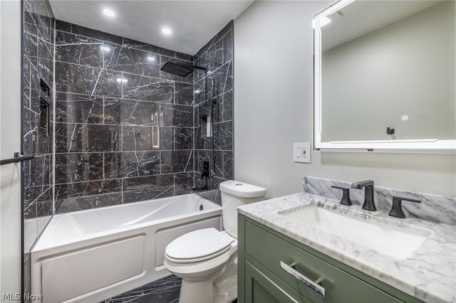 1439 Yale Drive, Brunswick, OH 44212