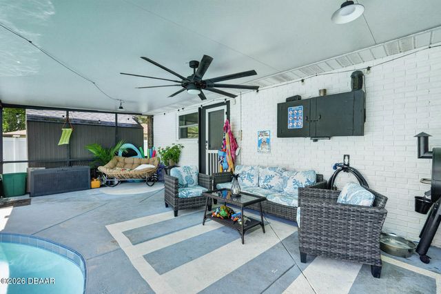 792 N Beach Street, Ormond Beach, FL 32174