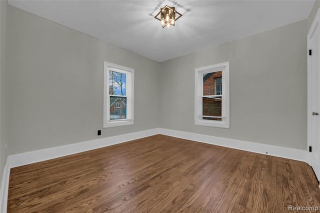 18613 Santa Rosa Drive, Detroit, MI 48221