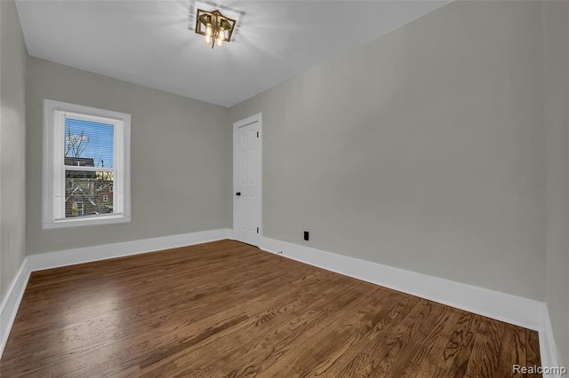 18613 Santa Rosa Drive, Detroit, MI 48221