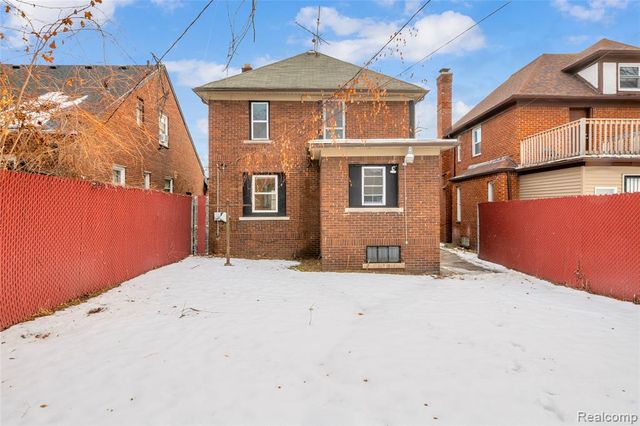 18613 Santa Rosa Drive, Detroit, MI 48221