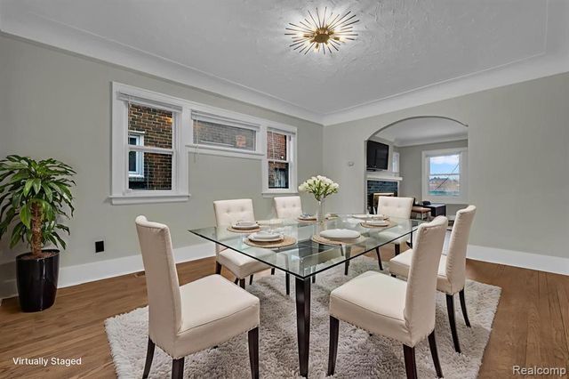 18613 Santa Rosa Drive, Detroit, MI 48221