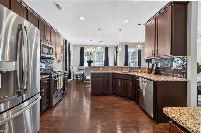 124 Bowman DR, Suffolk, VA 23434