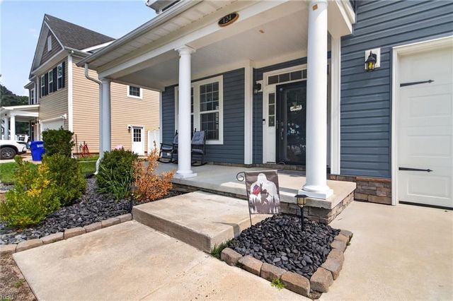 124 Bowman DR, Suffolk, VA 23434