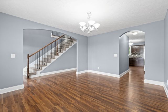 1255 Eagles View Drive, Clarksville, TN 37040