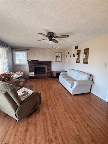 901 Wolf Island Road, Reidsville, NC 27320