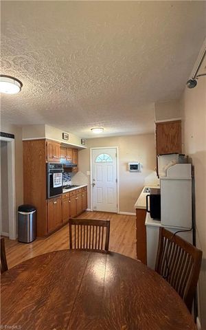 901 Wolf Island Road, Reidsville, NC 27320