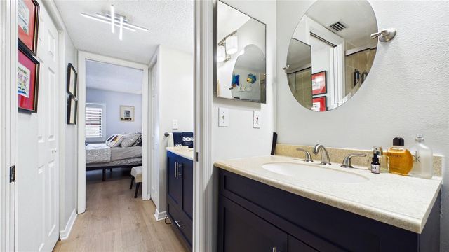 5775 PARK STREET N 410, St Petersburg, FL 33709