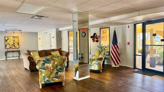 5775 PARK STREET N 410, St Petersburg, FL 33709