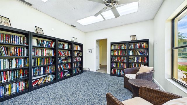 5775 PARK STREET N 410, St Petersburg, FL 33709