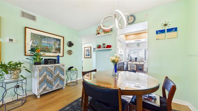5775 PARK STREET N 410, St Petersburg, FL 33709