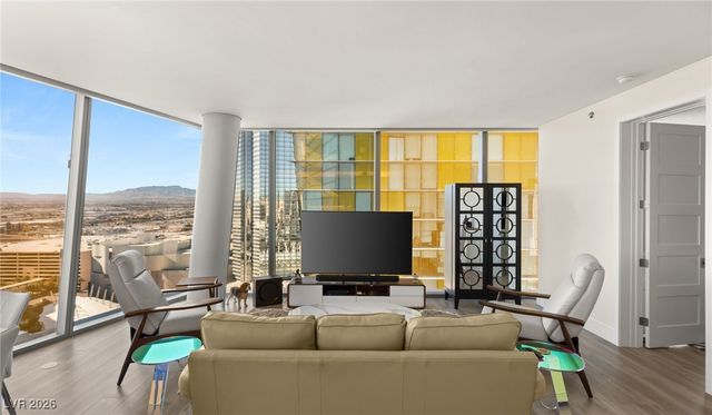 3722 Las Vegas Boulevard 2212, Las Vegas, NV 89158