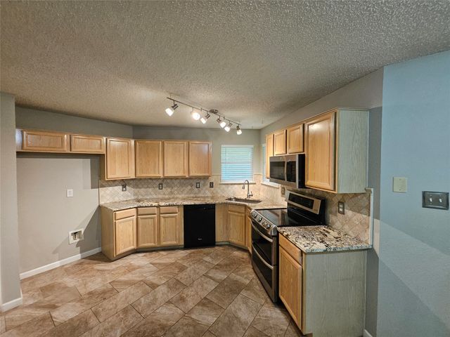 1608 Merritt Drive, Mansfield, TX 76063