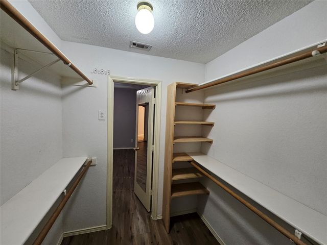 1608 Merritt Drive, Mansfield, TX 76063